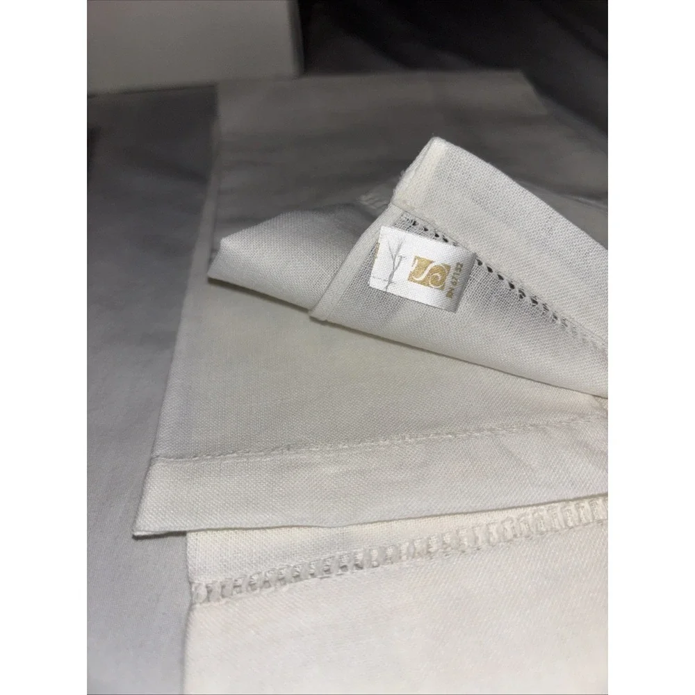 Vintage Linen‎ Powder Guest Towels White W/Brown  Embroidery Fleur de Lis Set 4